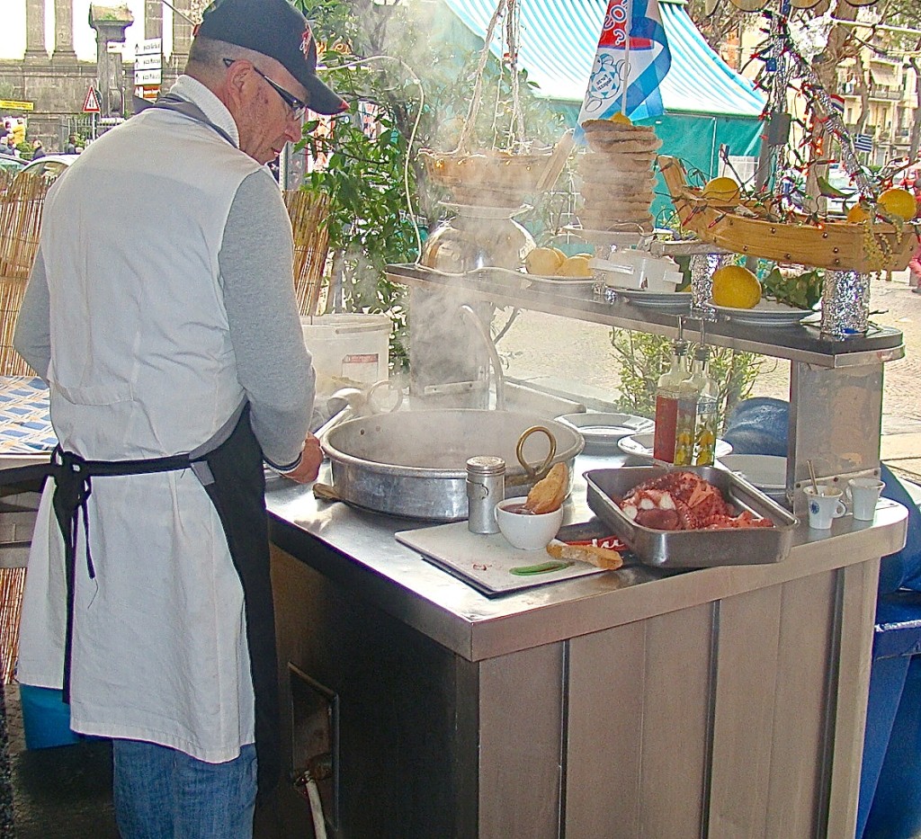 neapolitan show cooking street food